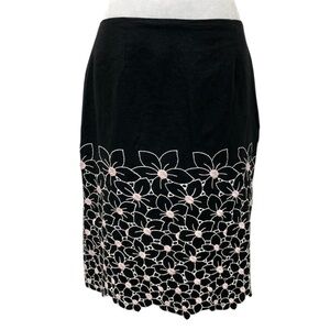 Mac & Jac Y2K Black Floral Embroidered Straight Knee Length Skirt